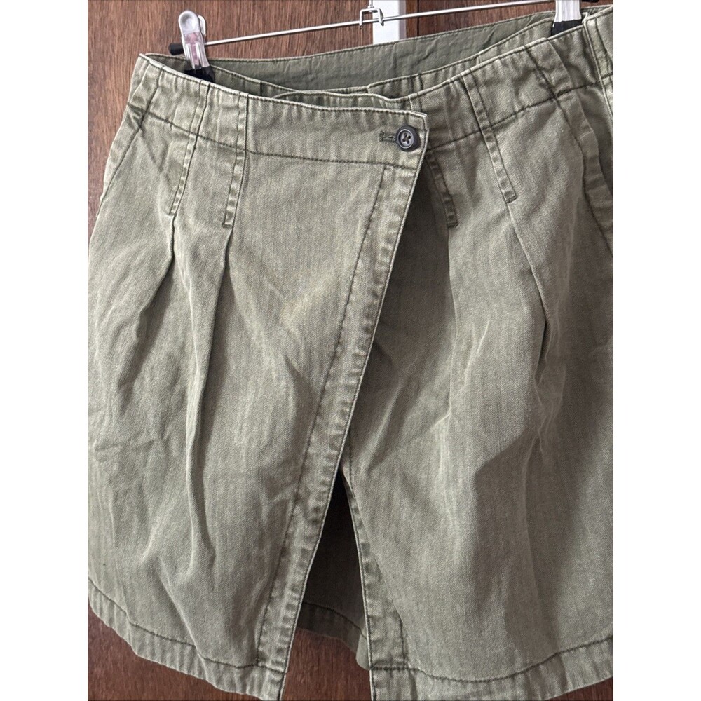 Free People Womens Olive Green Layered Front Shorts/Skort Size XS Pleated Pocket - Picture 3 of 8